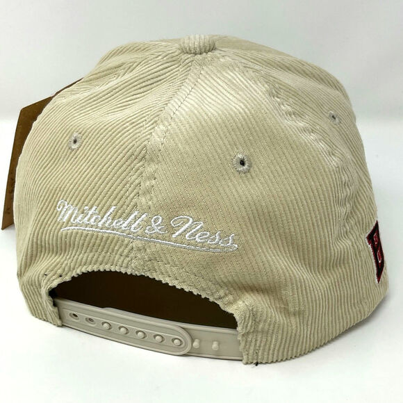 Mitchell & Ness Chicago Bulls Corduroy Snapback Off White Hat Cap NWT RED Brim - Picture 4 of 6